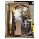 Single Handle Kitchen Faucet