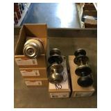 Keyed entry door knobs x5