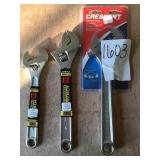 Adjustable wrench