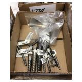 Screw extractors