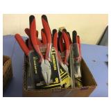 Box of linemen pliers
