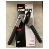Soft handle can opener by the case