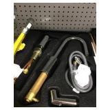 Single Handle Kitchen Faucet with Spray