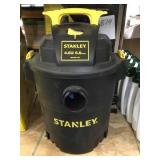 Stanley Wet/Dry Vacuum. Display.