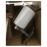 Design house wall light x2.