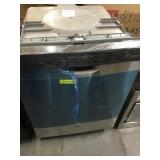 GE dishwasher with frontcontrols