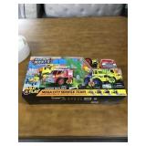39 piece Machine maker mega city service team toy.