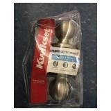 Kwikset bed & bath door knob x6.