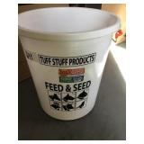 Feed & Seed bucket