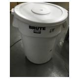 44 gallon utility container