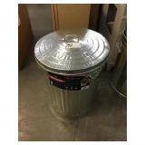 31 gallon Galvanized Trash Utility can.