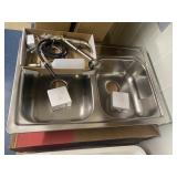 8" Double Bowl SS Kitchen Sink w/ Faucet