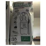 2 Gallon sprayer.