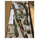 Single-Hole Kitchen Faucet with lever Handle in St