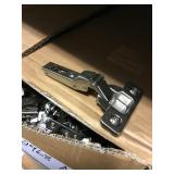 Approx 100 count half overlay cab hinges