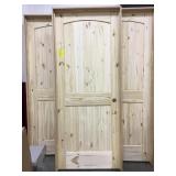 32" LH Pine Arch Top Interior Door w/ Oak Jamb