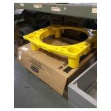 Rubbermaid brute rim caddy sell one money.