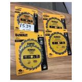 Mixed DeWalt saw blades