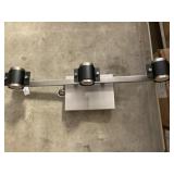 3 Light Vanity Light In Nickel   x2