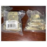 Brainerdï¿½ Self Closing Hinge in Brass x 15