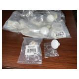 Brainerdï¿½ 1-1/4' Plastic Cabinet Knobs x 24Pcs