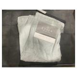 Essex 50' x 70' Plush Oversized Throw in Gray