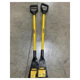 DeWaltï¿½ 7' Scraper with Fiberglass D-Handle x 2