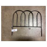 (24) 16' x 18' Round Gothic Fence