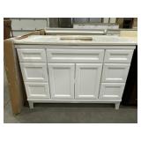 49' x 22' Single Bath Vanity in White w/ Sink