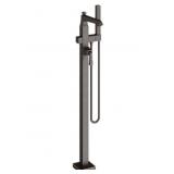Town Square Single Handle Freestanding Tub Filler