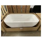 White Free Standing BathTub