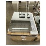 20' x 28' Mirror w Lights & Medicine Cabinet