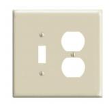 (25) Leviton 2G, Toggle/Duplex Wallplates