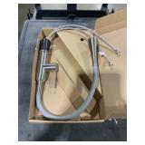 Single Handle Pull-Down Faucet in Gray