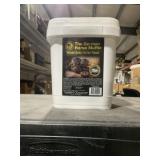 14lb Bucket of Horse Muffins x 2