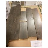 5/8' Solid Wood Flooring x 279 SF