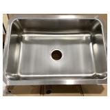 Daytonï¿½ 26-1/2' x 18-1/2' Stainless Steel Sink