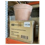 11.8' Clay Planter x2