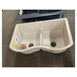 33' x 20' Composite Undermount Dbl. Bowl Sink