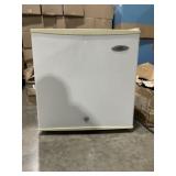 SPT® 19' Mini Fridge/Freezer in White