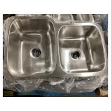 Sterling® 31-1/2' x 20-1/2' SS Double Bowl Sink x2