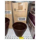 Case of (24) 6' Newbury Planters w/ Saucer