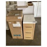 Frescaï¿½ 12' x 18' Linen Cabinet with White Top
