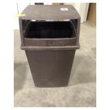 50 Gallon Rubbermaid Trash Can
