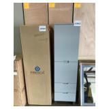 Frescaï¿½ 16' x 14' Linen Cabinet in Light Gray