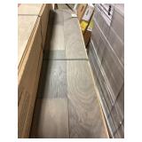 1/2' x 4.94' Engineered Flooring x190 SF