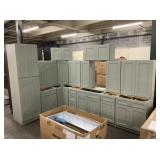 15pc. Silvercreek Fresh Sage 36' Kitchen