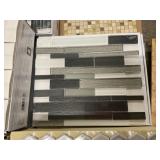 12' x 12' Black Diamonds Mosaic Tile x 45 Pcs