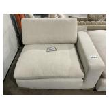 Corner Chair with Left Arm in Linen