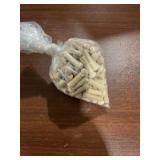 Bag of (100) 1" Mug Pegs x 4